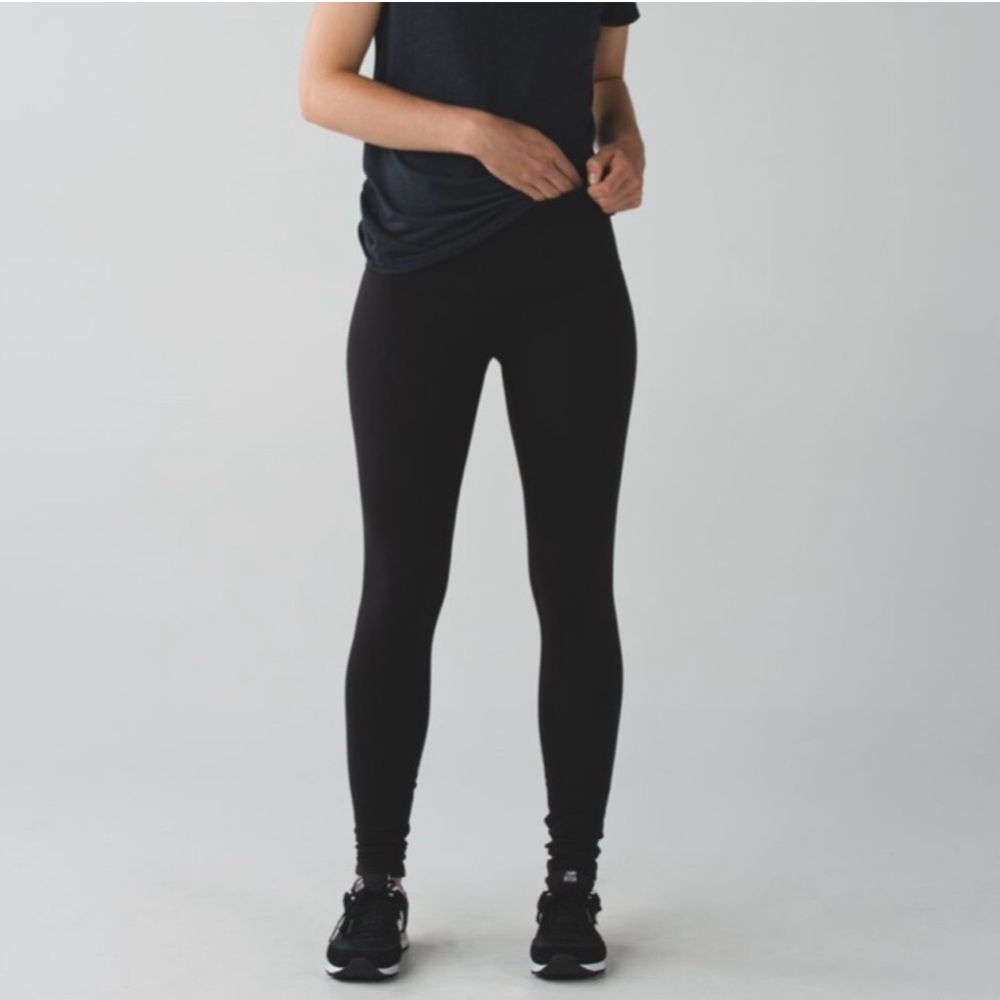 Lululemon Wunder Under Luon Fabric Size 8